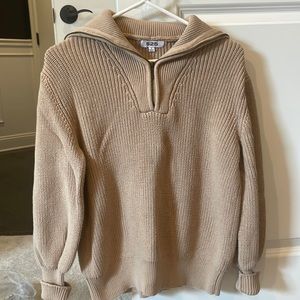 Tuckernuck sweater size S